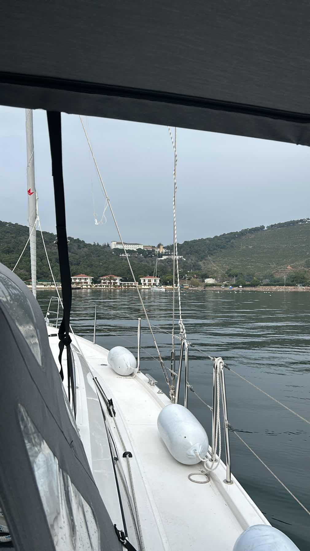 Yalova-Cam limani_A025F96F-A3F6-4245-9736-9029284EB1D4