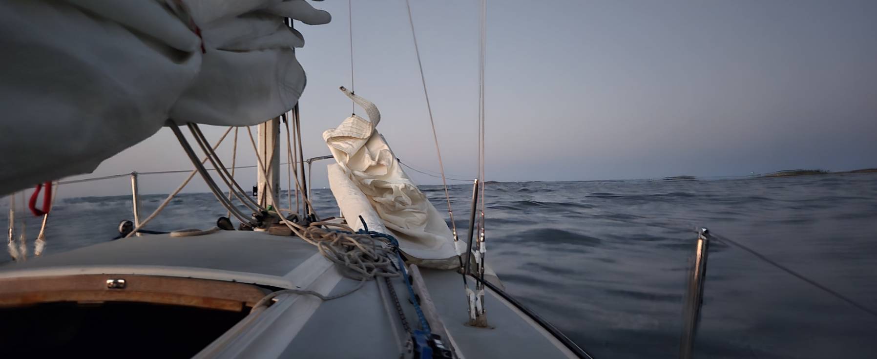 A Windless Night_1DF4418D-CBDB-44F9-A95B-D6AC56311716