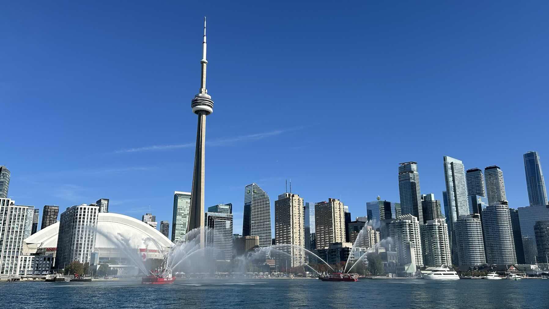 Beautiful Sunday sail around Toronto island_FDC9BCD6-7EE5-477E-BE9D-8FEB86D1C4C8