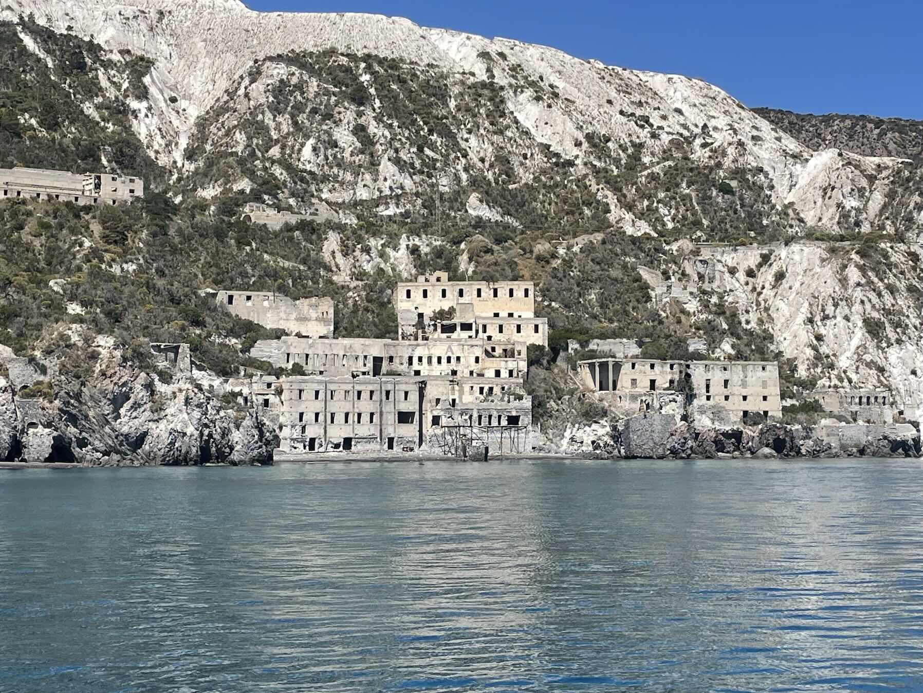 Aeolian Islands 2026🇮🇹⛵️🌊
Day 3. _14CC291F-B031-404C-9745-8C68BC018D58