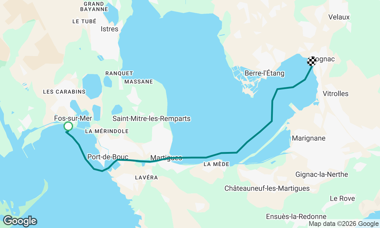First sail across l’Étang ✈️