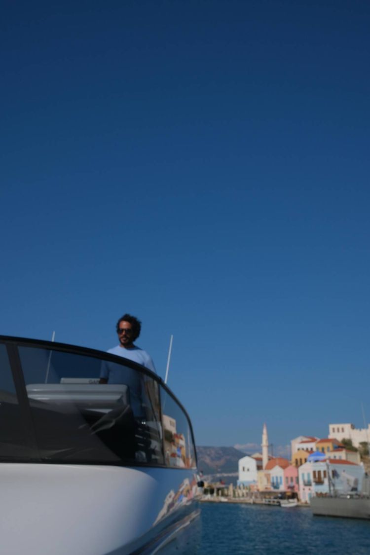 Voyage photo from from castellorizo,Greece to lachi marina cyprus