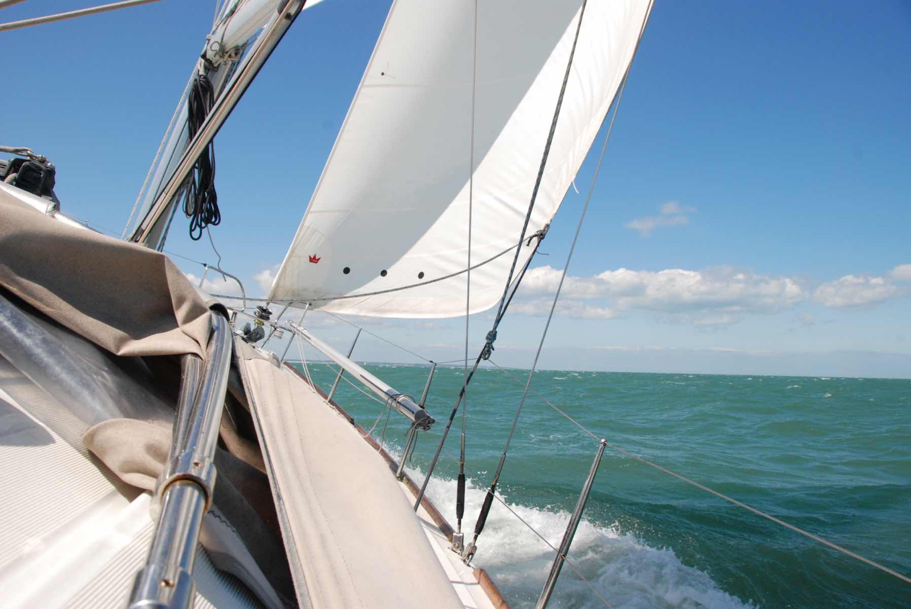 Channel crossing 2015_206B174B-E5EB-4BFB-B556-74200F821662