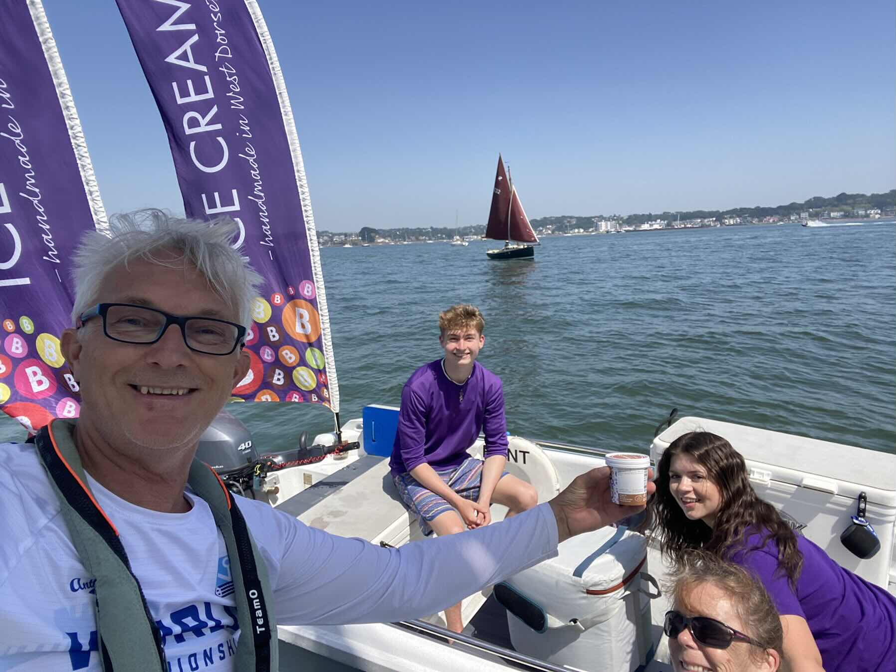 Bank Holiday Monday Cruise_B4DBD70C-5E2C-4B09-B21F-3A3B57378390