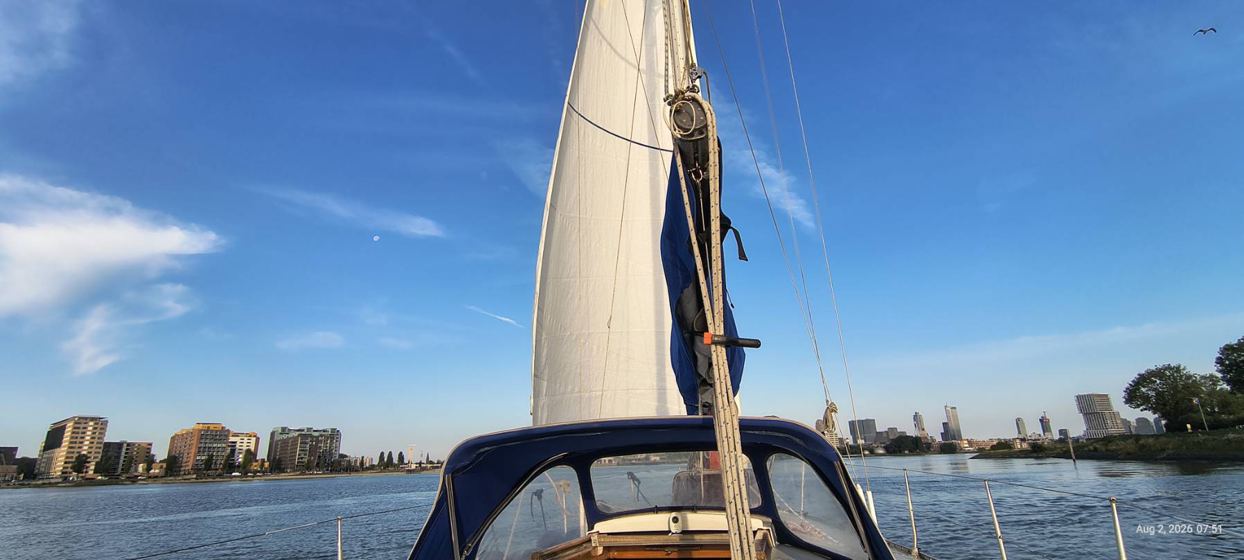 sailing overnight _85745450-7CC1-4C16-ACBC-23615BBB27D1