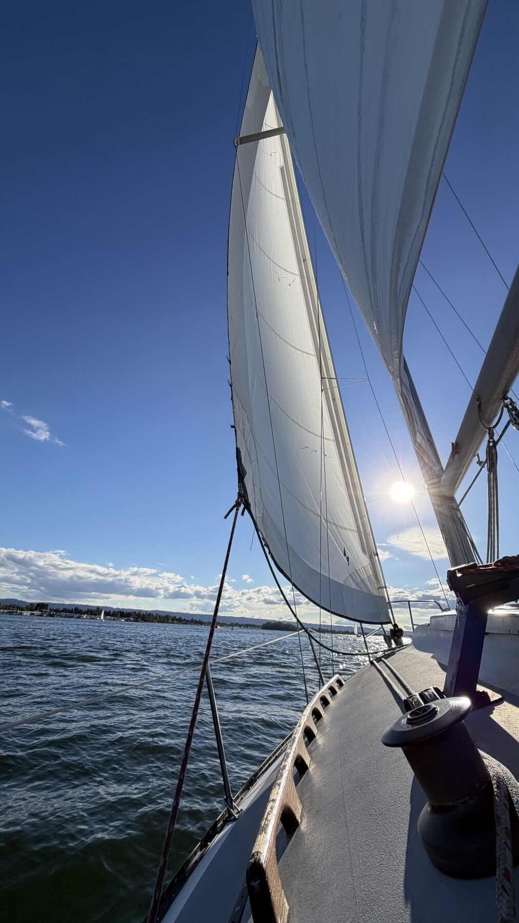 A Gorgeous Day to Sail_7ABC4A00-F337-4DC2-A53A-7BEA042D1E87