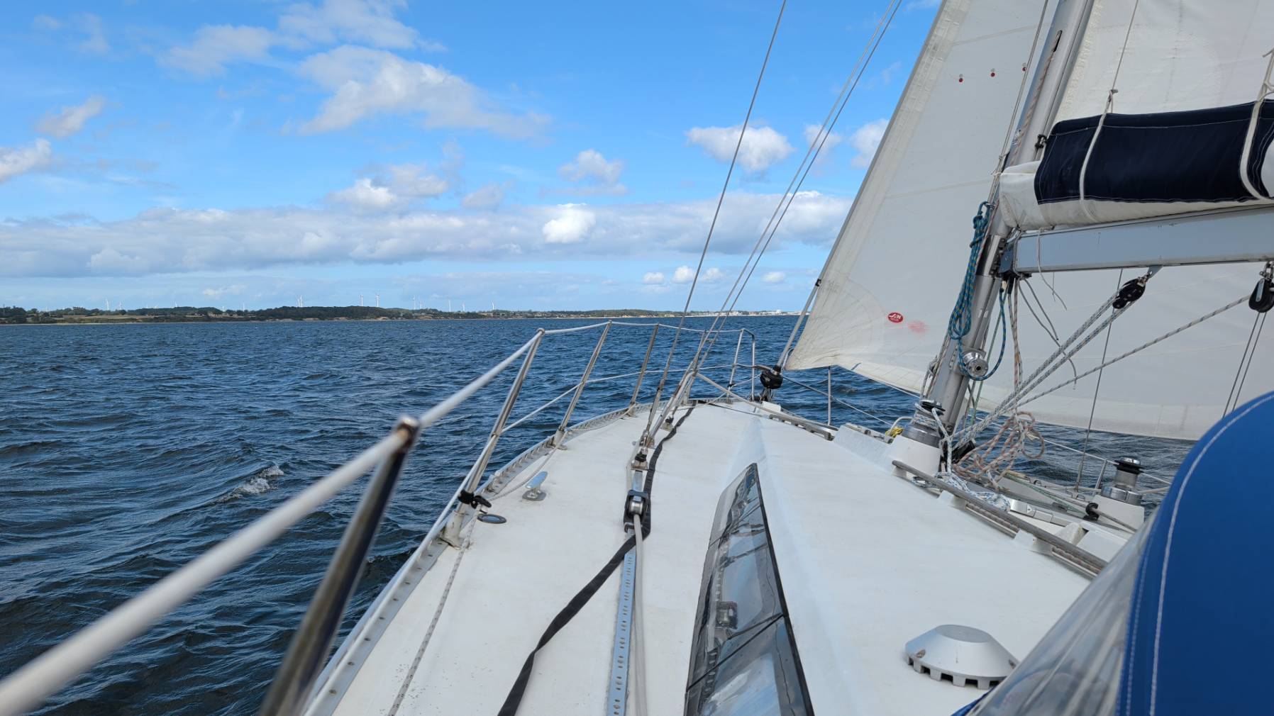 Voyage_1A828867-CFDB-418E-8110-D6AF79ED3453