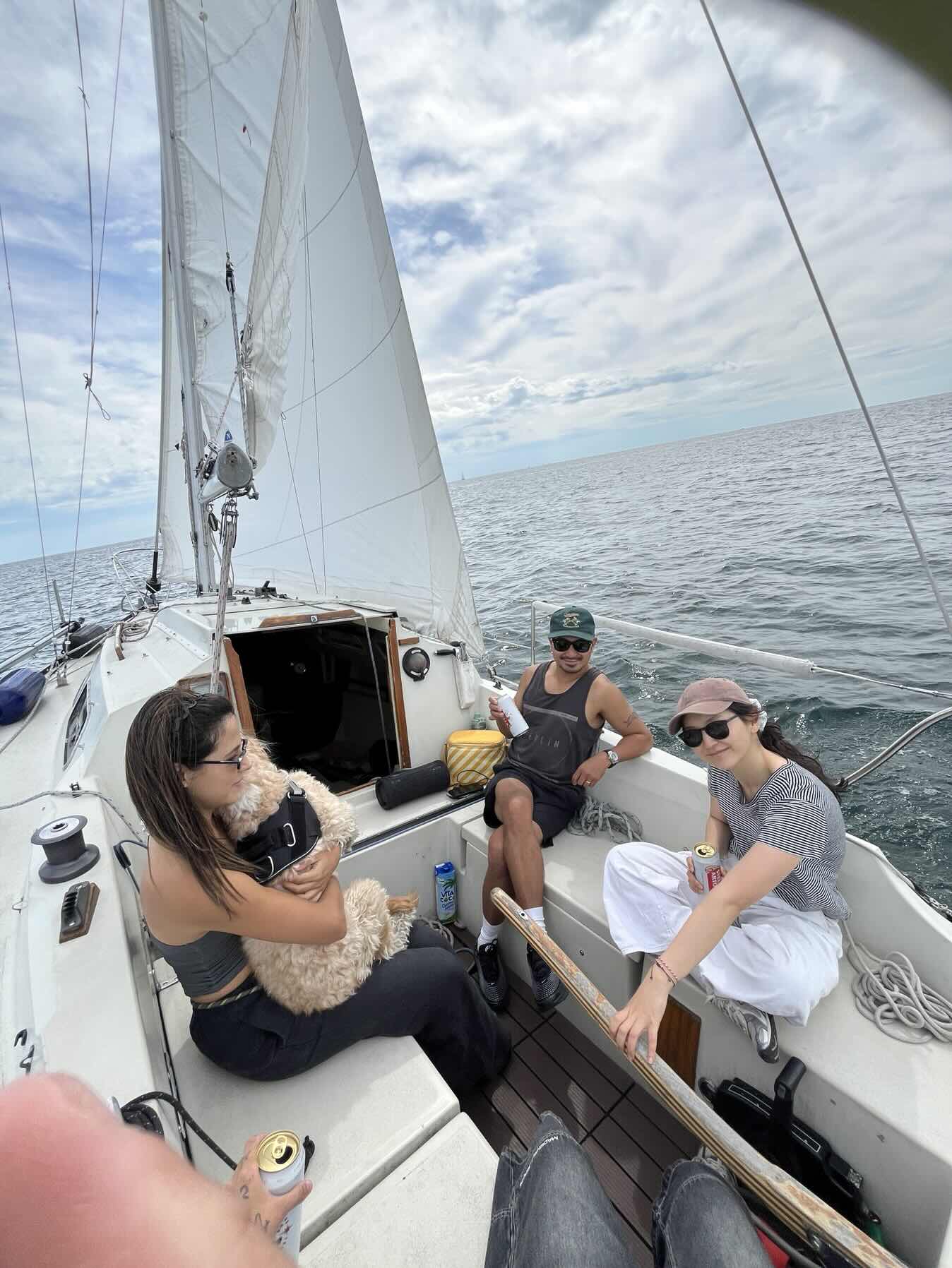 Nice Saturday Sail with Dog_CB71E583-6D38-4432-A024-E930BD5B0363