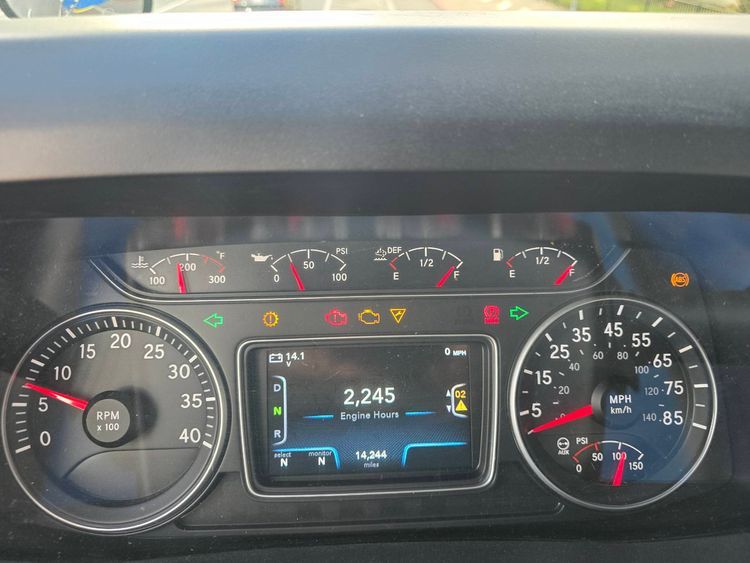 Voyage photo from sp4 with Bret on 659/648