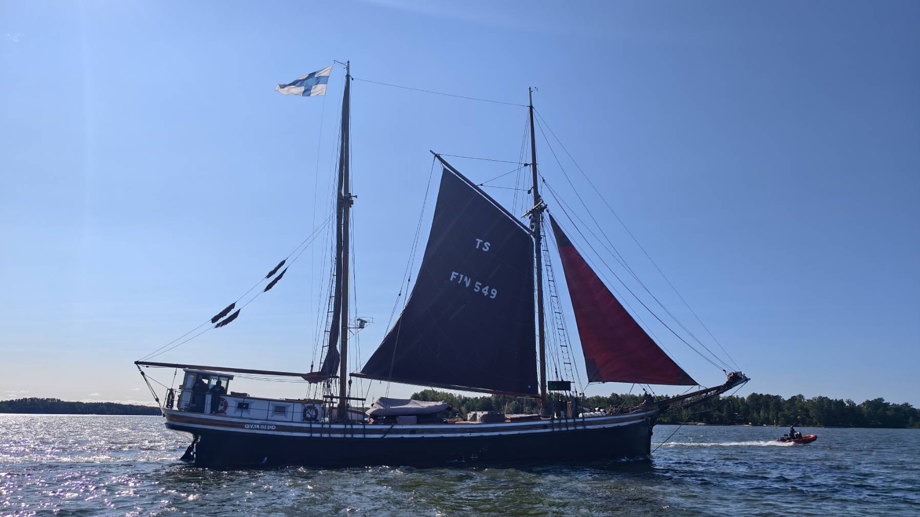 Voyage_66984911-A049-4F14-BD01-0B52E2965775