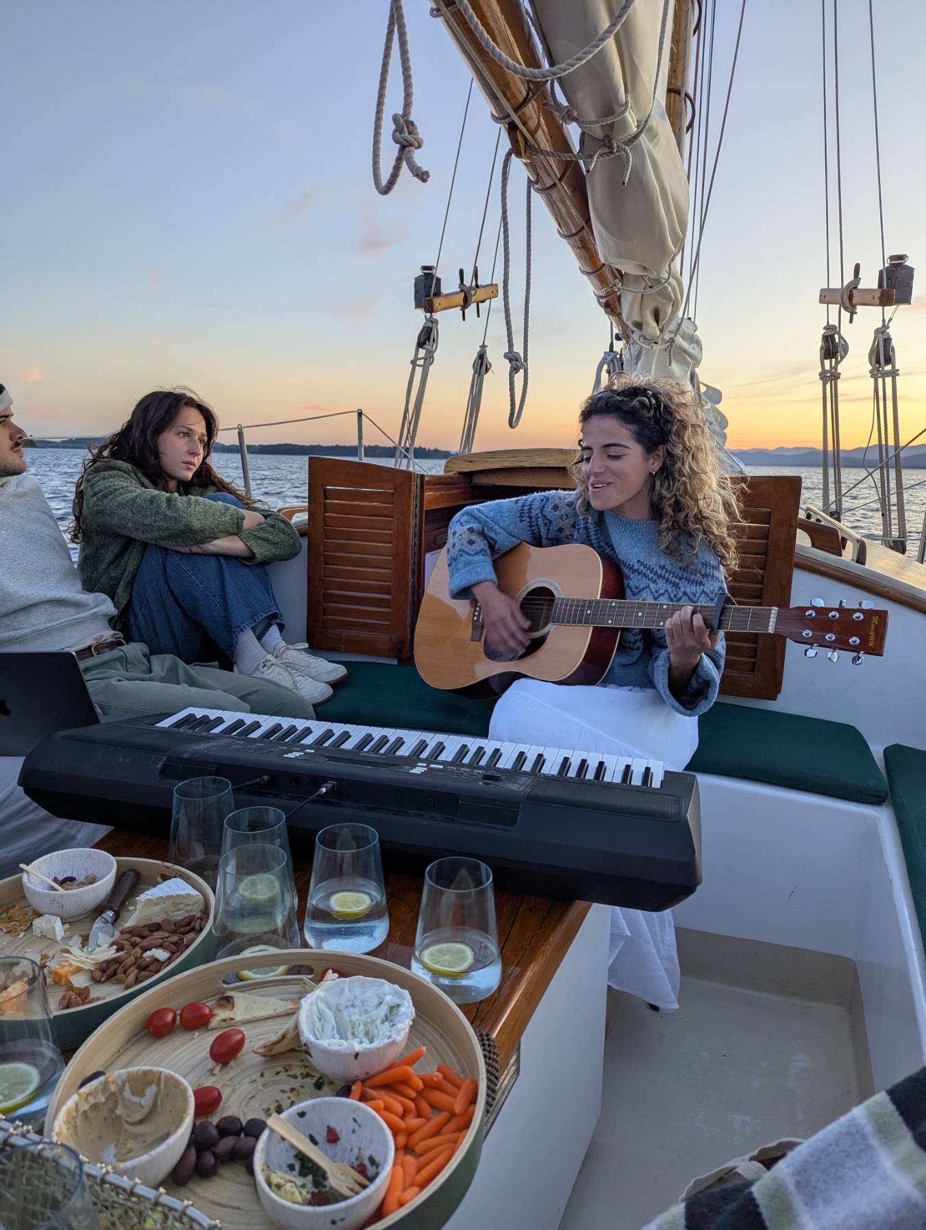 Sunset Sail_DBAA9F39-152E-4784-8F1A-98B95B07357A