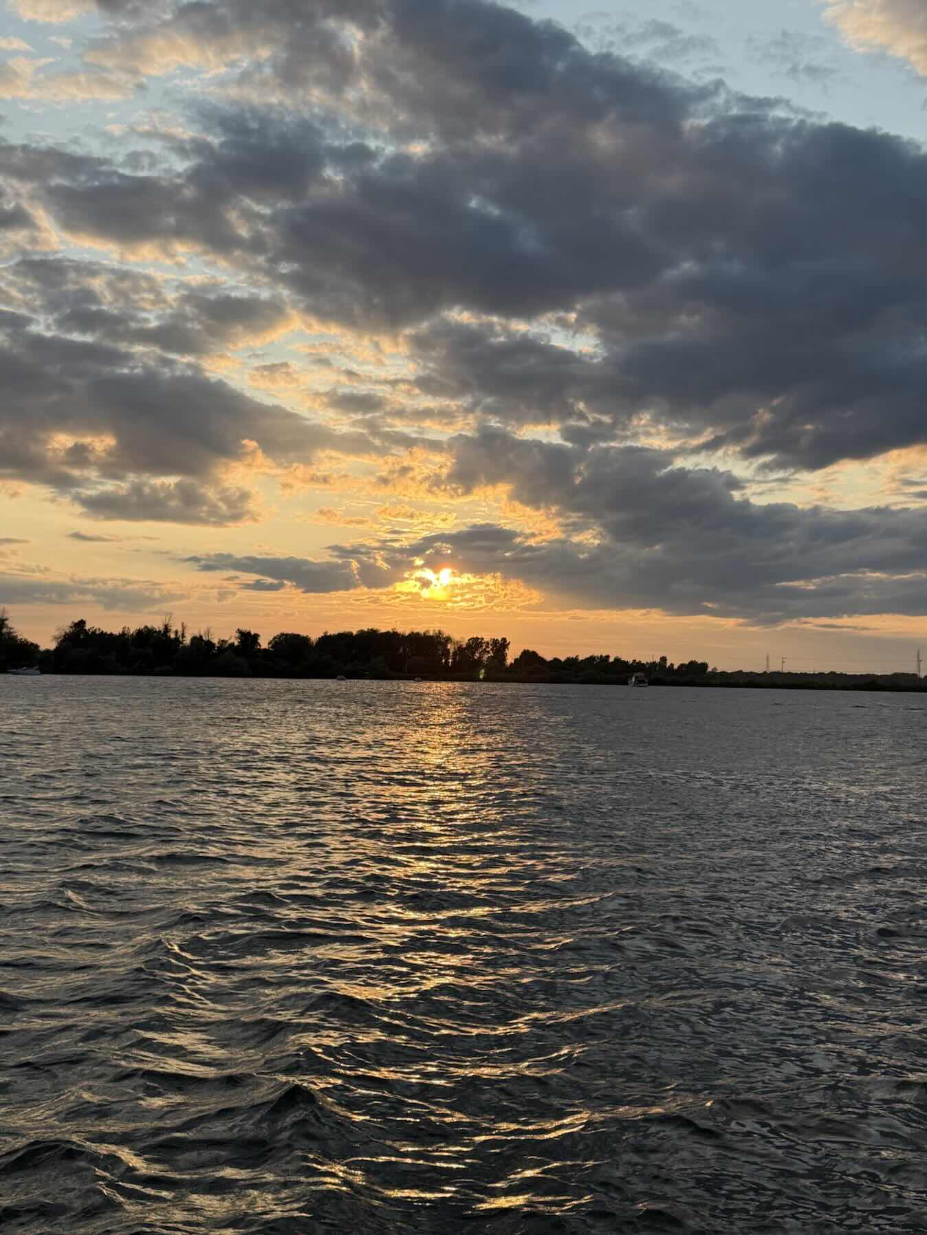 Initiation ParENFANTS au coucher de soleil_676C0E96-3A23-4871-9DB9-4937C1C41687