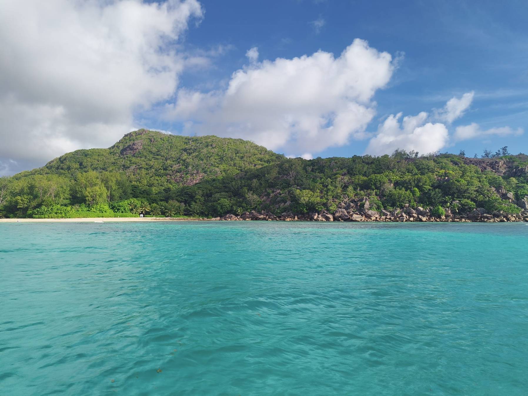 Mahe to Praslin_6B73E551-EB79-4763-96D8-614480C46E9C