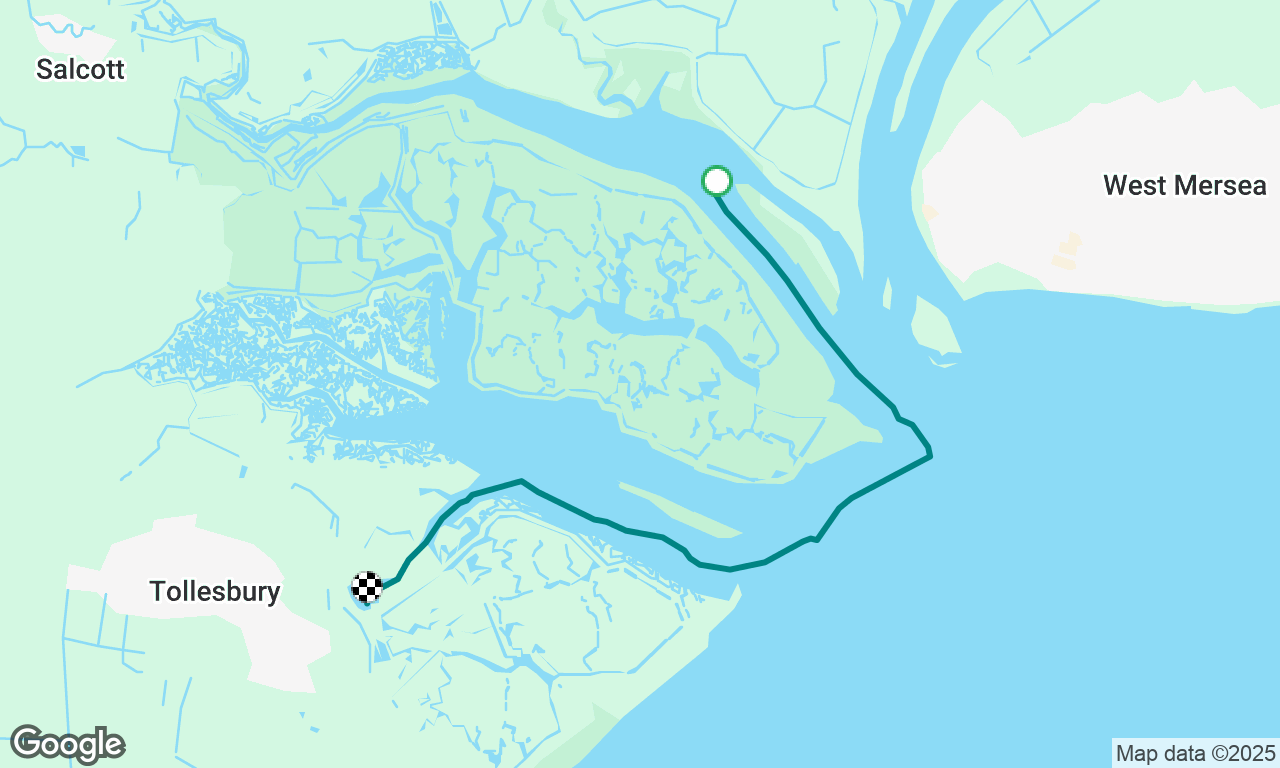 Quick trip back to Tollesbury after a night afloat. 