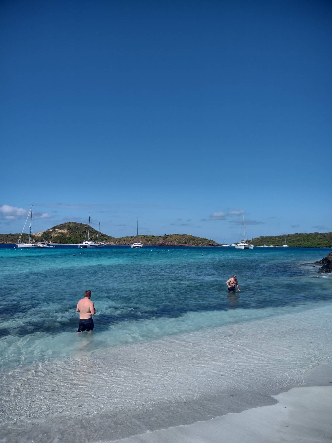 Ex CE-Rodney Bay (St Lucia) / Saline Bay (Mayreau)_E3D39A1B-FBEE-47D1-89E7-2FB43E1CFC08