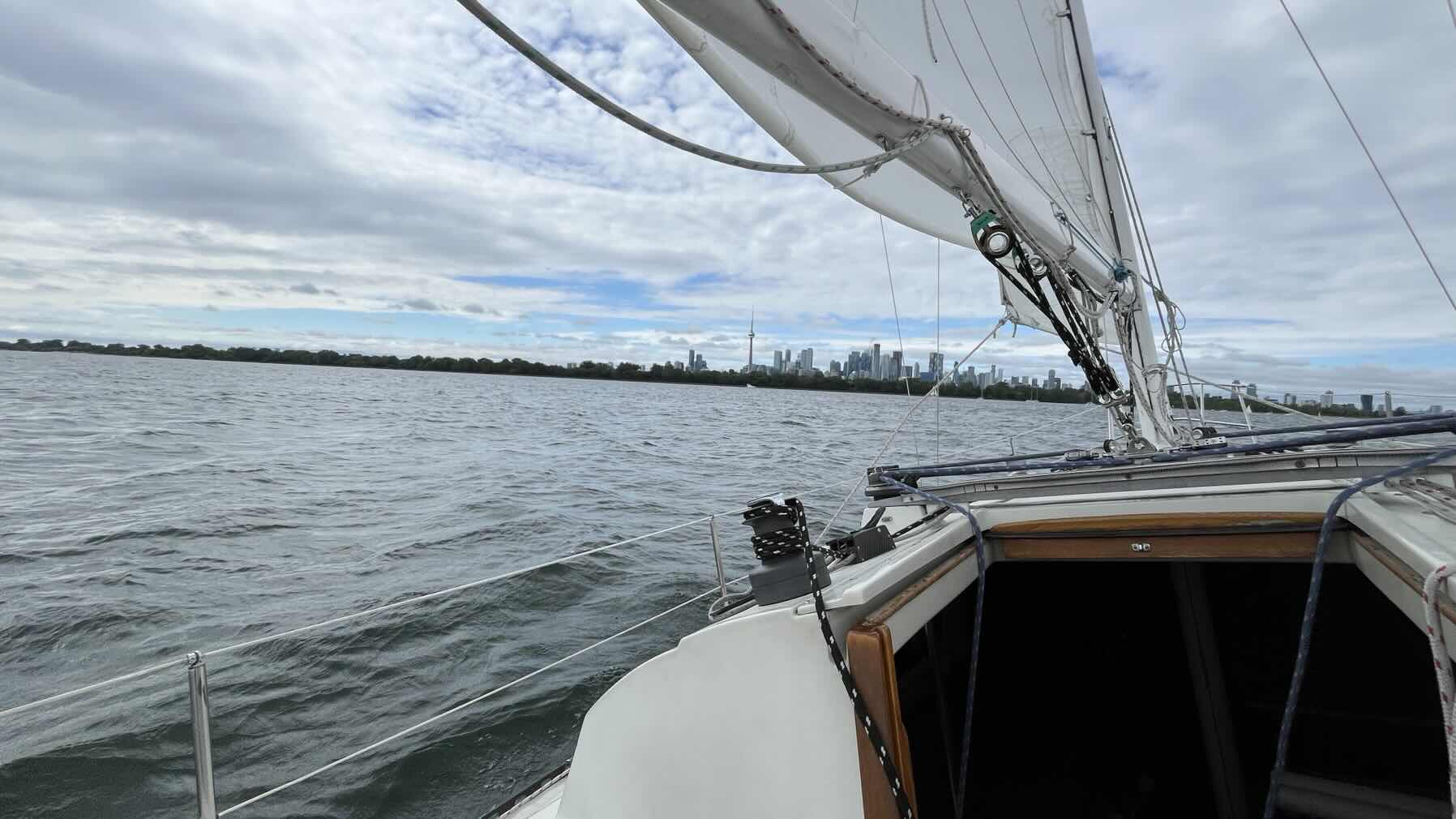 Sailing with Max_BEF47568-0E83-4EF4-8AB2-9F813D76EF65