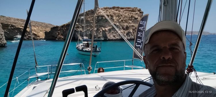 Voyage photo from Catamaran Bali 4.1 open space charter 