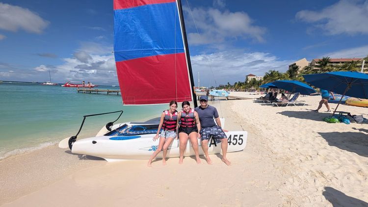 Voyage photo from Teal surf