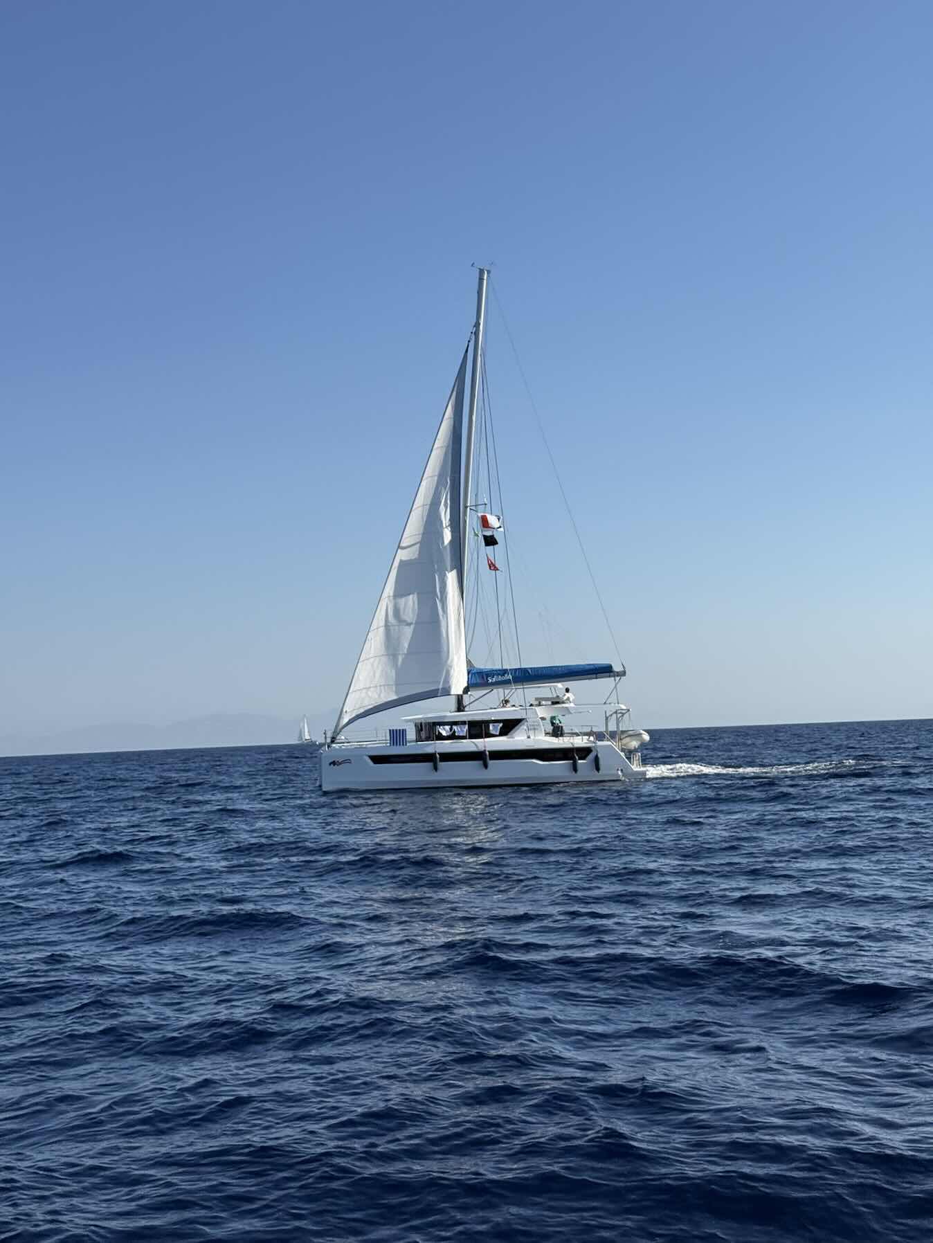 Ponza_BE81597B-20A9-411E-8478-15457A6D65F7