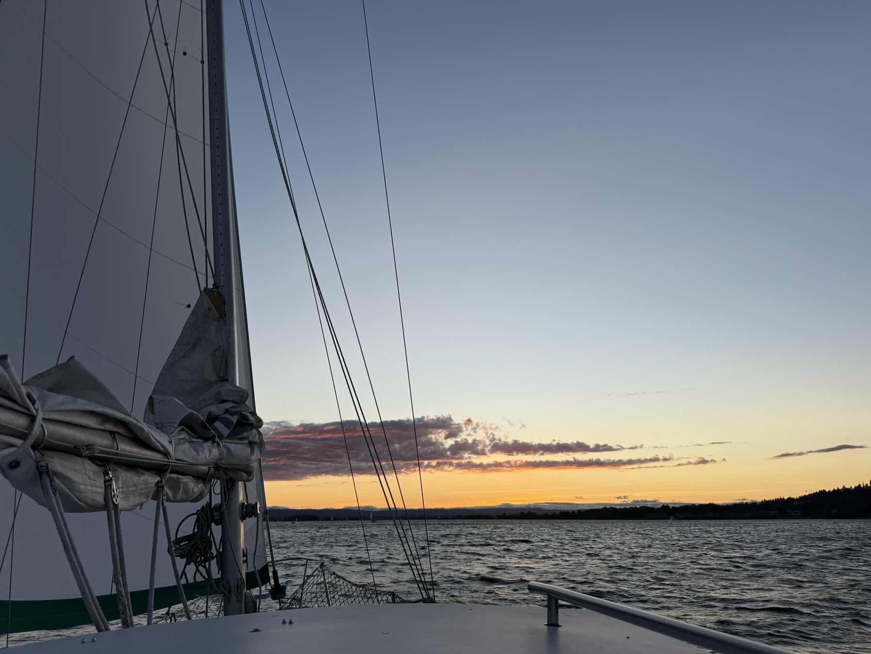 Evening Sailing_8B800962-867D-40CF-8865-17B1B09ED047