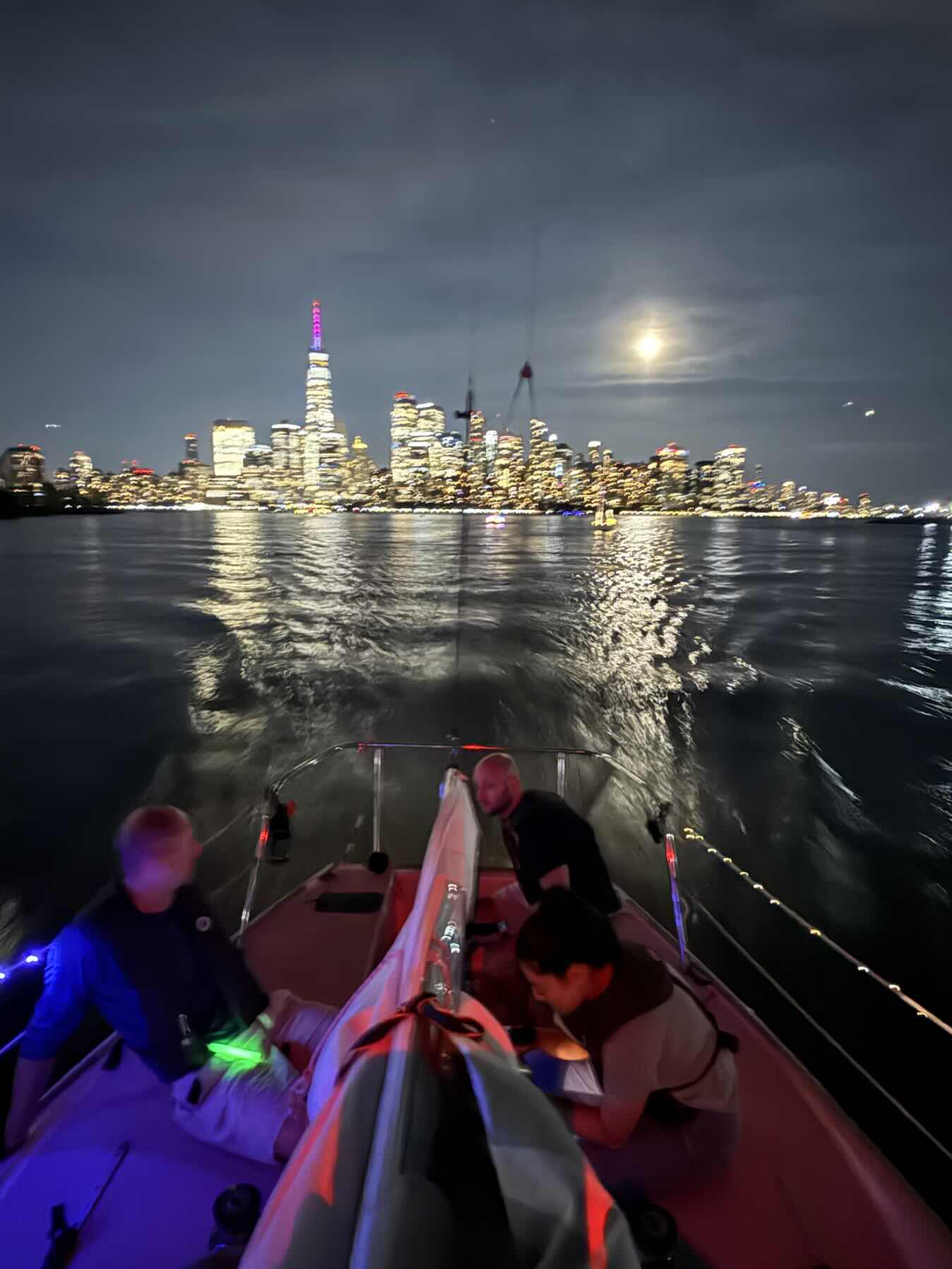 Full Moon Sail_FB656F84-0572-4BE3-8A6C-C13A0D163C07
