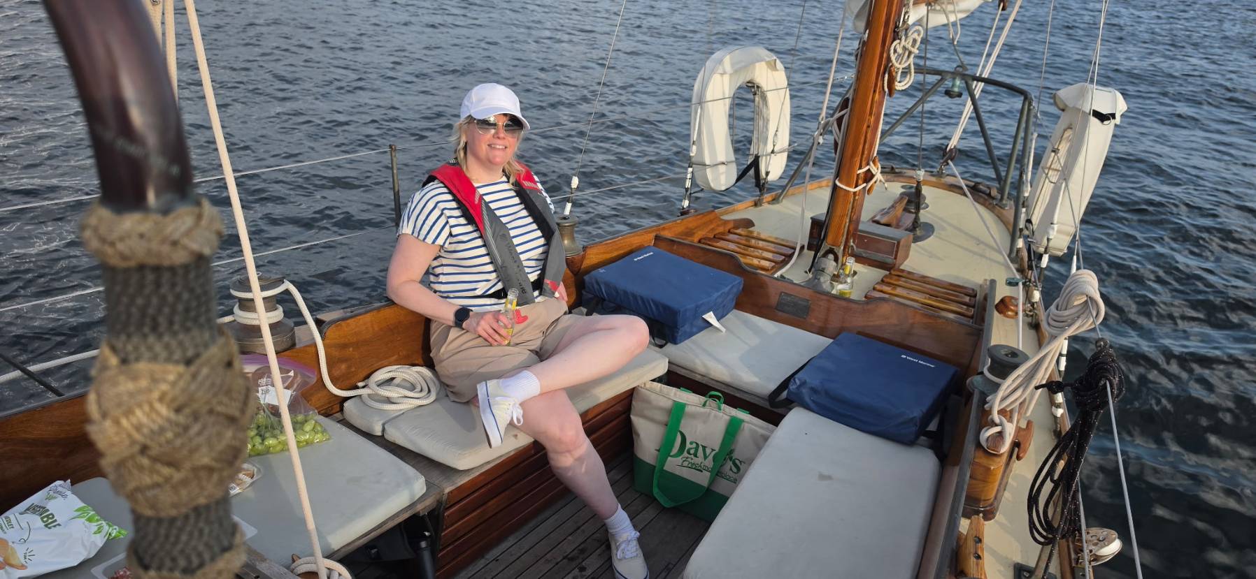 Day Sail _A09329C9-86C9-45DE-9909-66A45FE8A77E