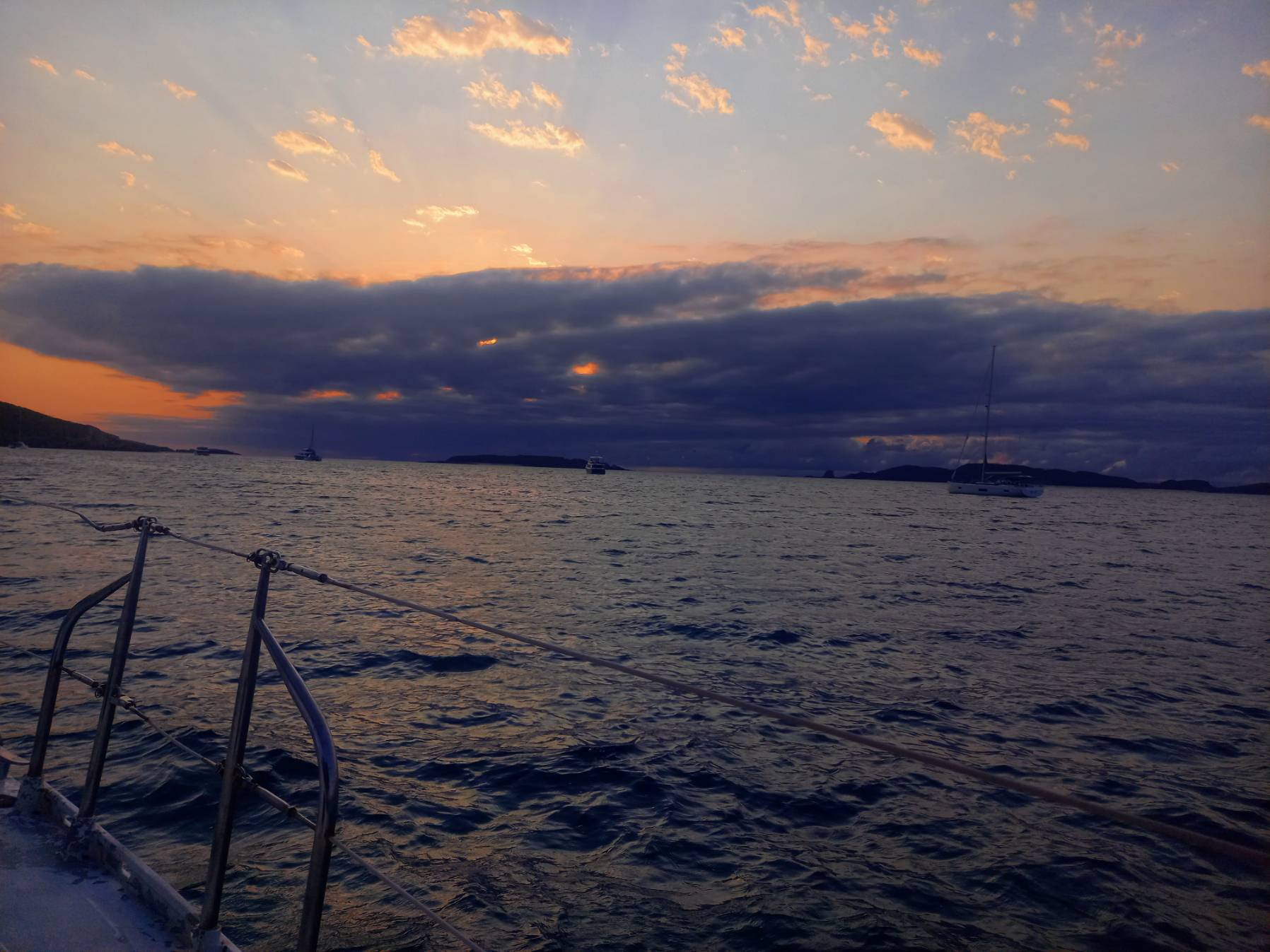 Keppel Island to Facing Island_E8F5685B-583D-48D1-94F2-366FCC975313