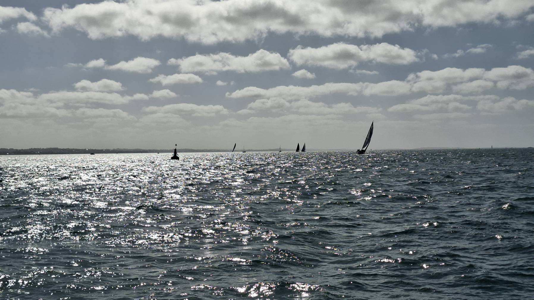 Auckland Harbour_952BA3B3-5C96-41E3-99A8-45EE2D3907B7