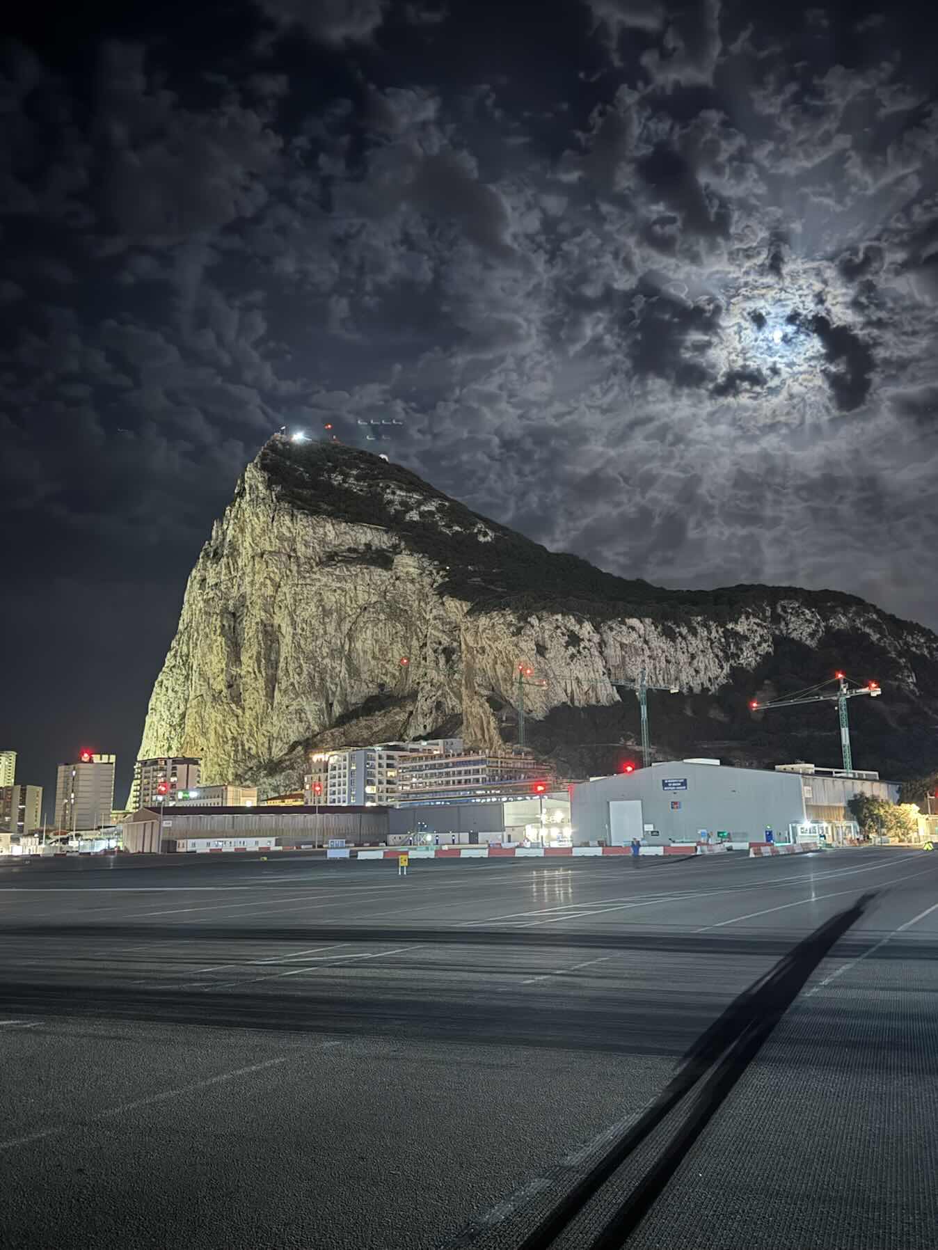 Around the Rock: Algeciras -> La Linea_10D82C18-CD90-4C49-AFDF-41E07E530599
