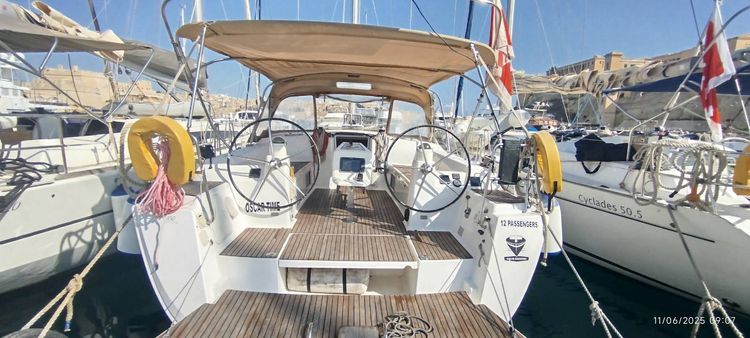 Voyage photo from party charter 