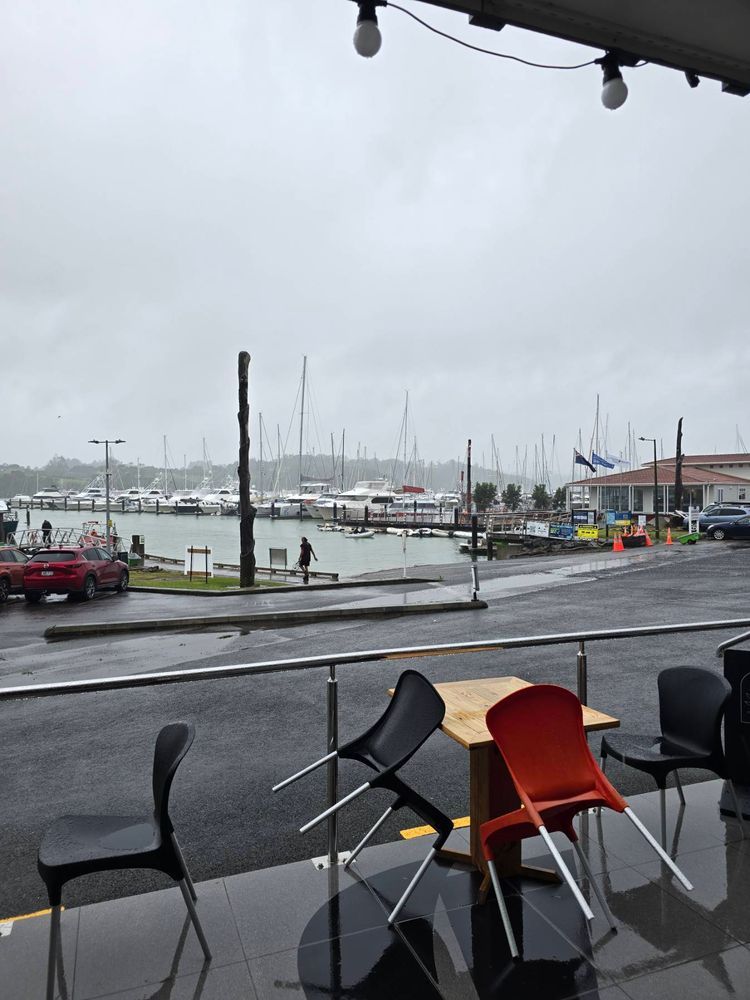 Voyage photo from running for the marina