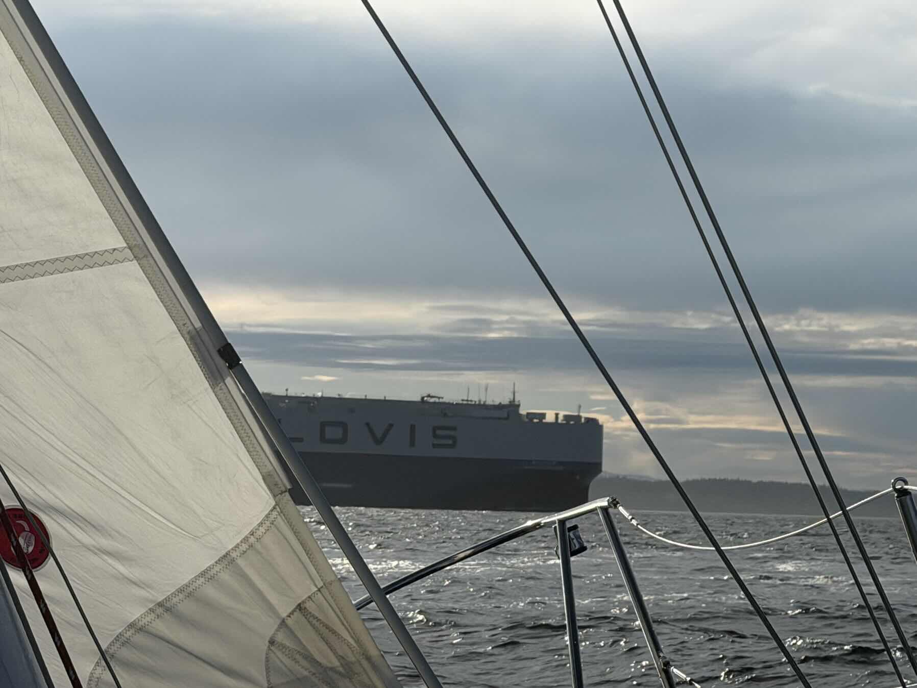 Day sail on the Sound_0982185C-3681-4AFF-830D-6DAA8BF422C5