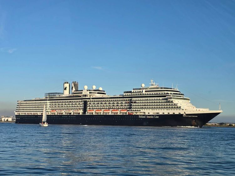 Voyage photo from sp5 with Bret on 663