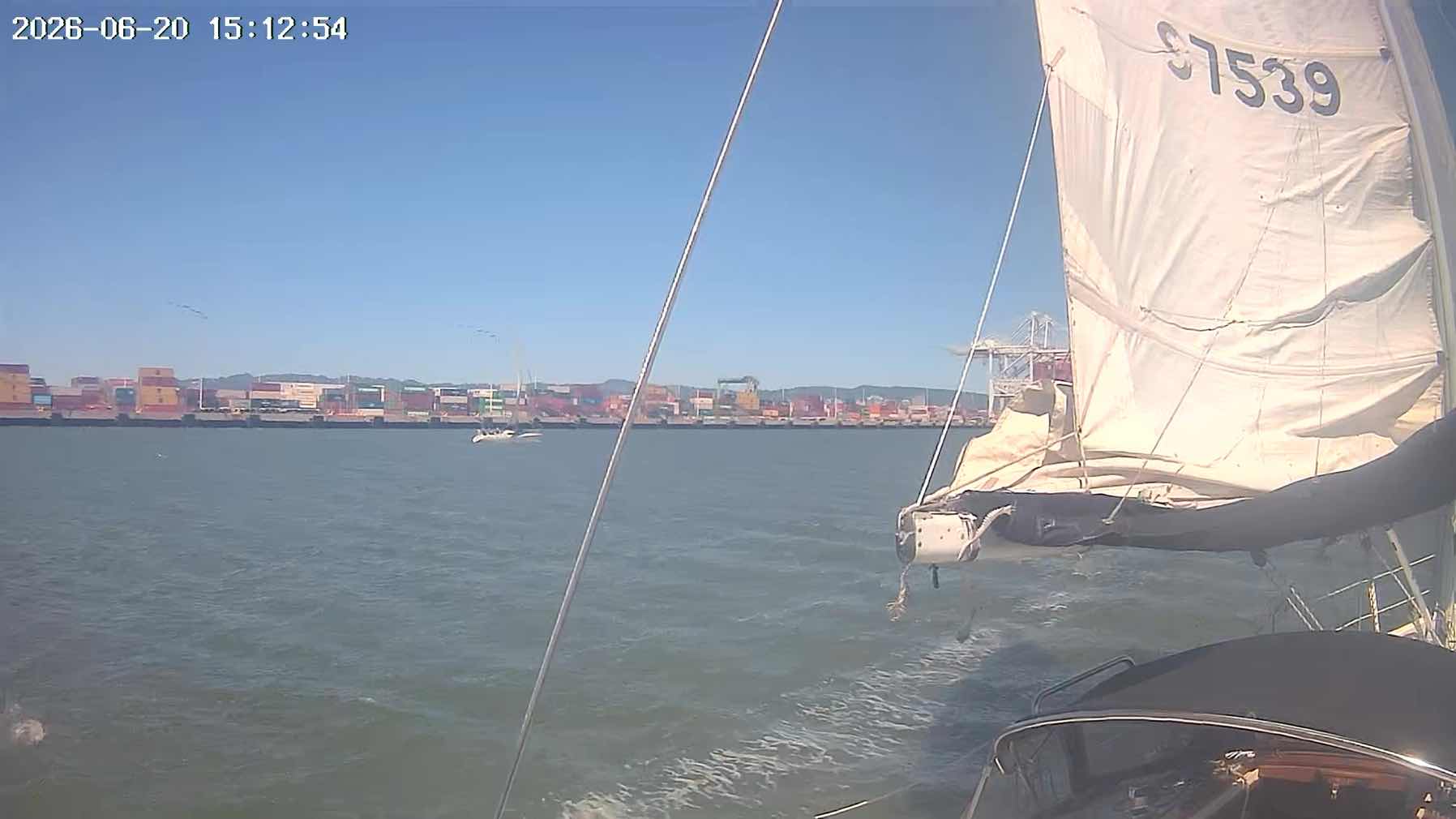 Solo Bay Sail_0E92E406-4FCE-42AF-8199-5FAA4DA795C0