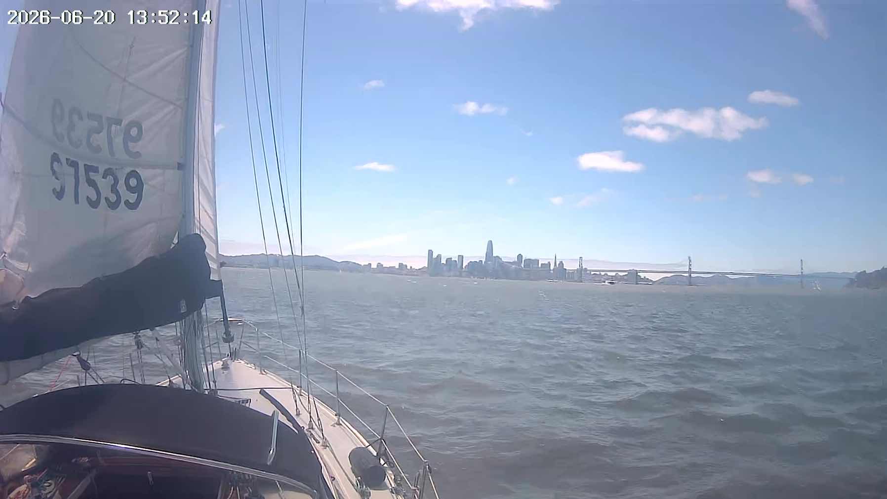 Solo Bay Sail_34E26FC0-8E9B-4558-A656-BC7549BE210C