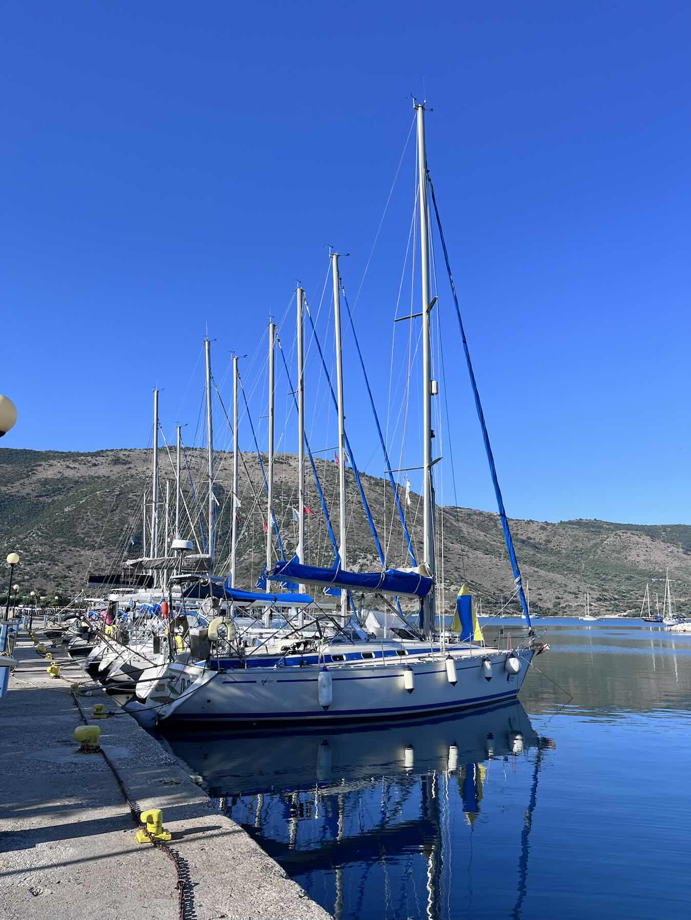 Tacking & trimming - to Paxos_F82BF09B-7F4E-4FB0-8F9C-37728BE52C04