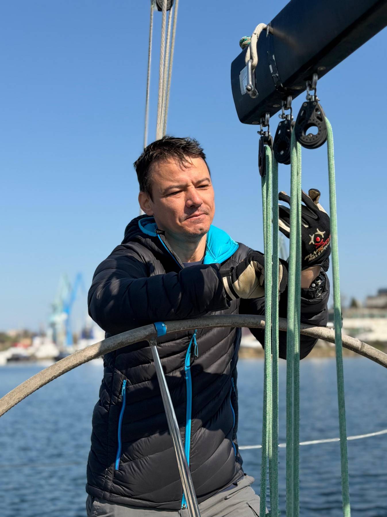 Sailing day. Tack and jib_BCD38F28-545F-4F08-A554-816736096FAB