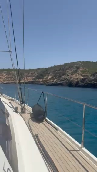 Voyage_73EC43D0-7DB6-4A45-BECB-22C49C846881
