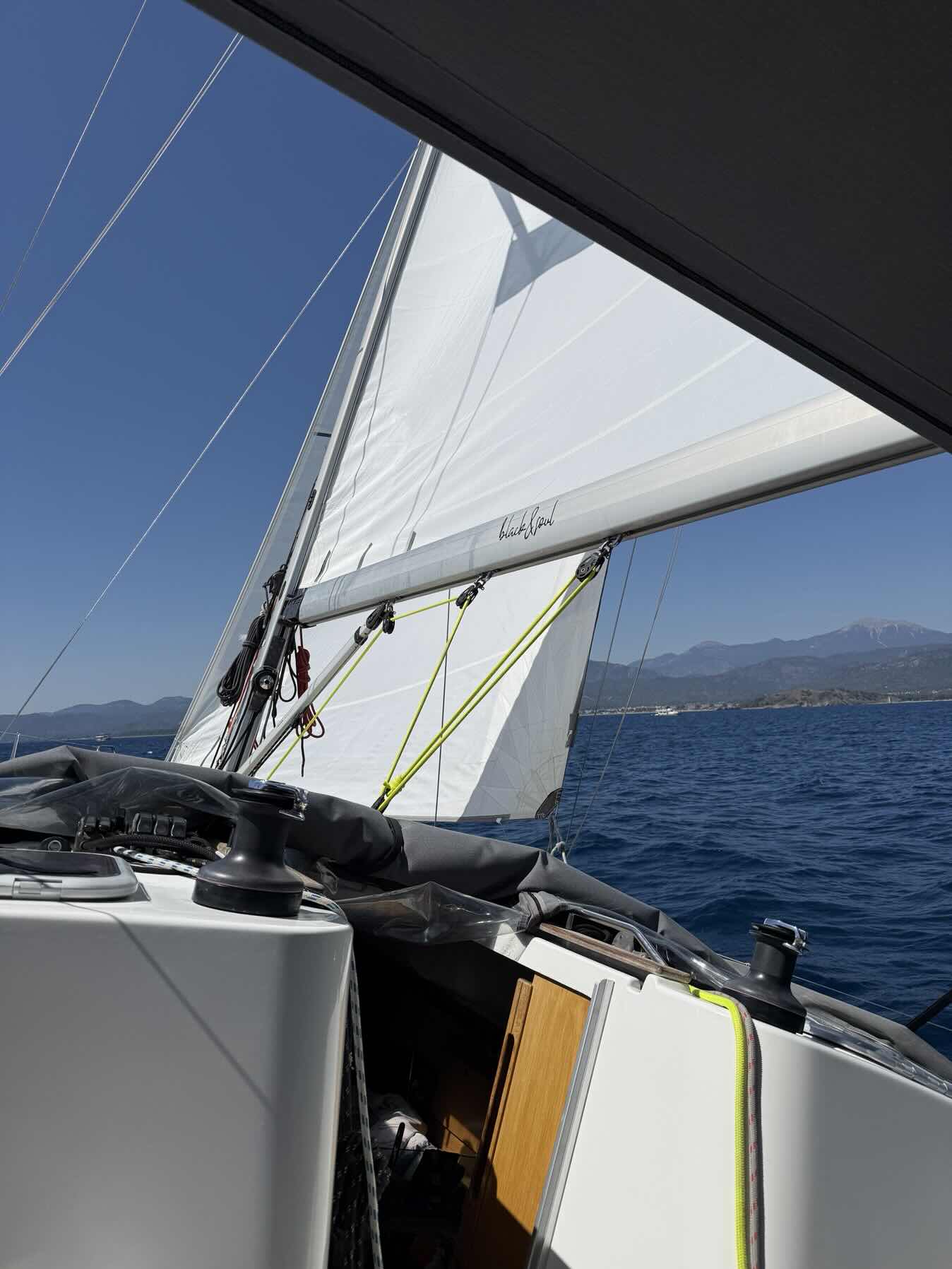 Voyage_84E372B7-5DBE-41B6-9069-CF28705564B5