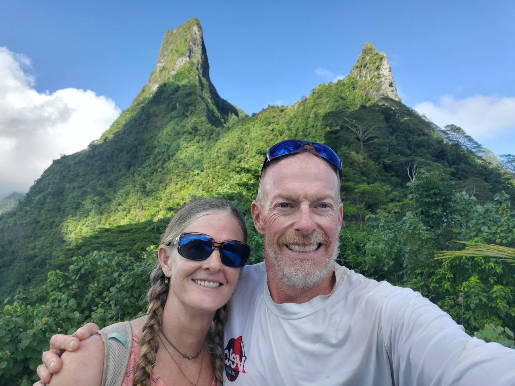 Cook's Bay, Moorea - Raiatea _46200CF4-F1EB-4648-AB55-F028426E19CD