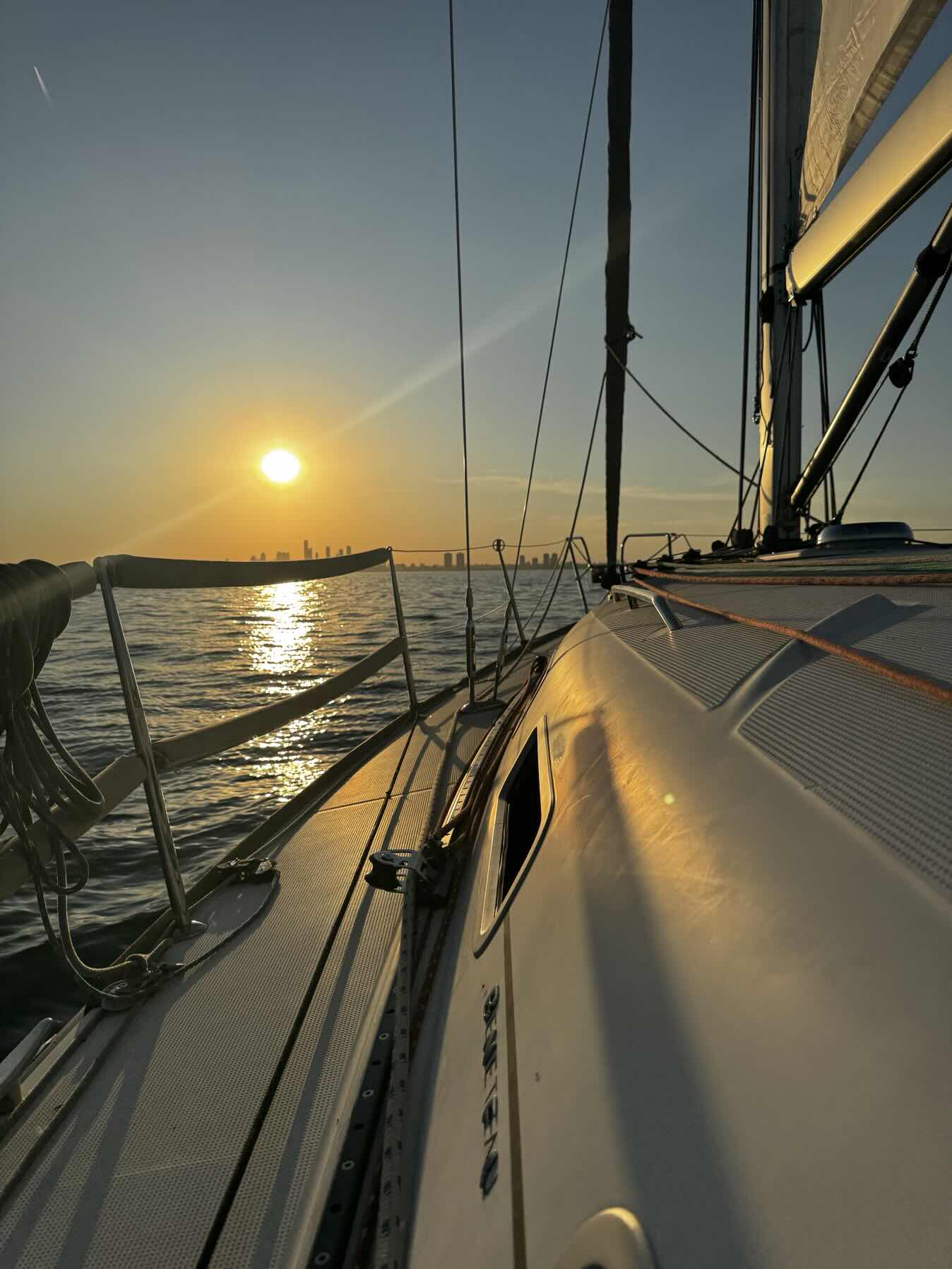 Late start. The wind didn’t show up, but life did 🌇 _FBB9BBF1-FD30-4F35-A8DE-B281B34532A0