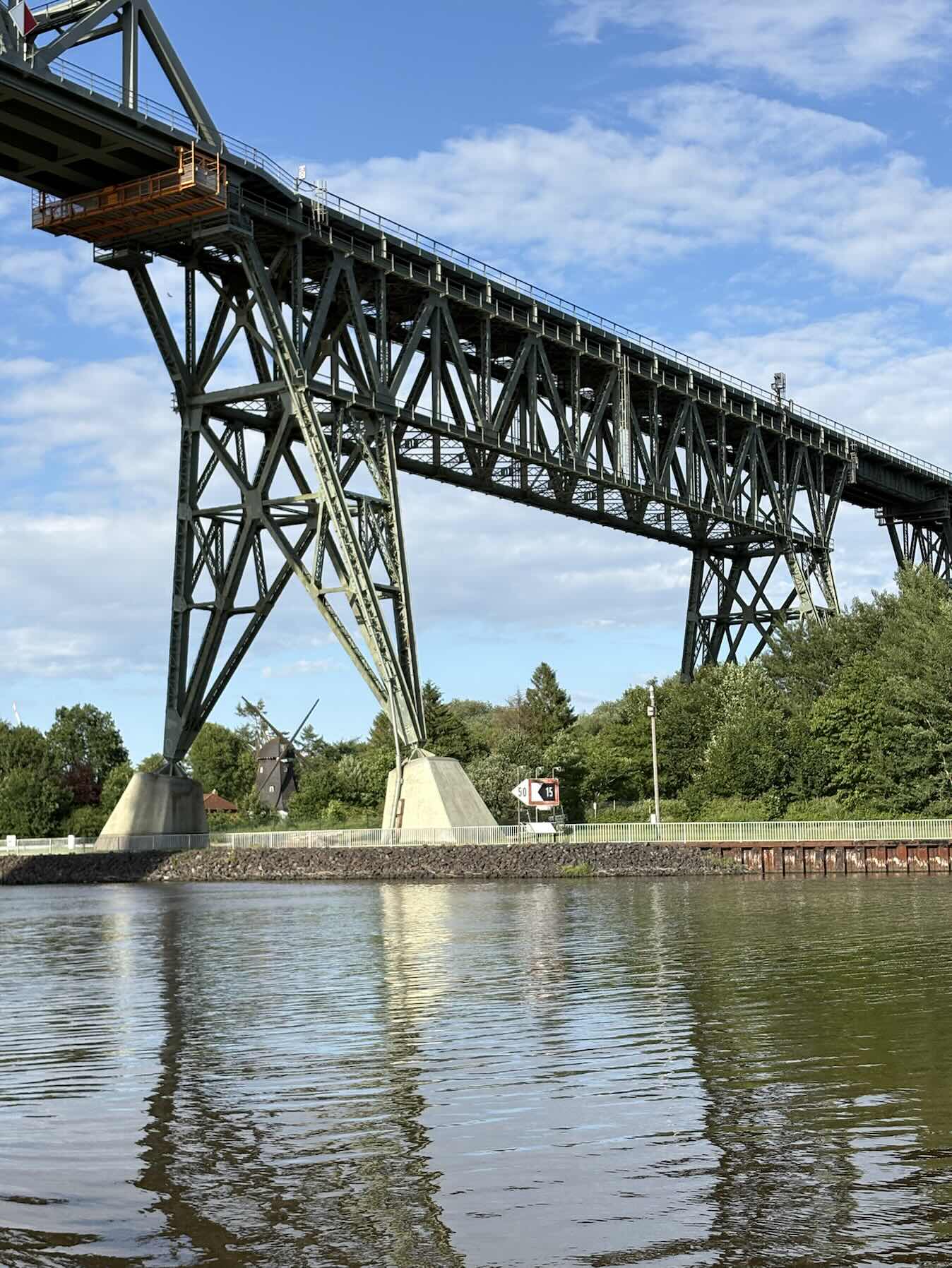 Leg8_3C3C4855-BF28-474D-BCBE-12681E23F7D9