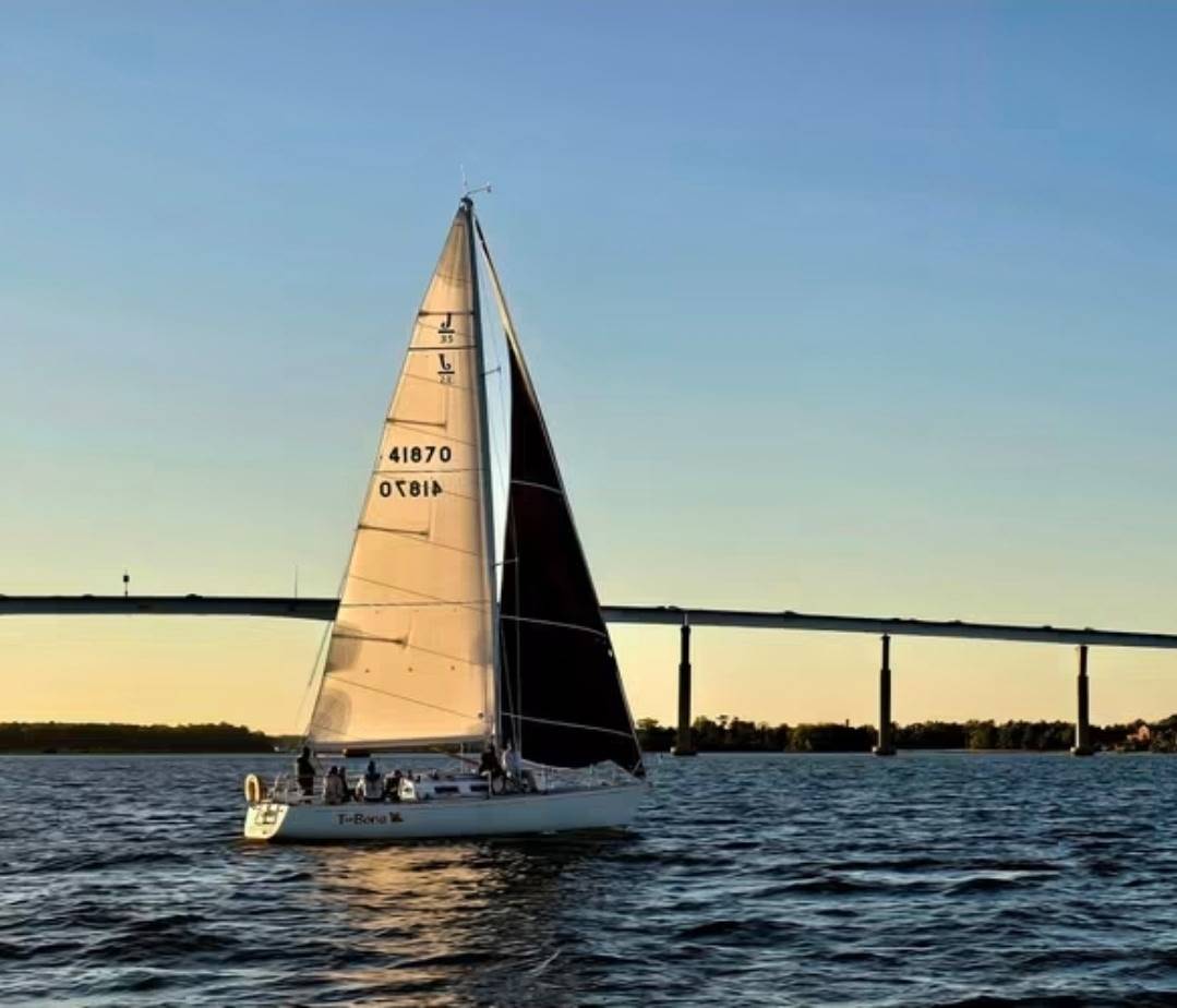 Sunset sailing for Sparkles and Sal_96B92750-606B-4480-B6F1-C6A213F79DD4