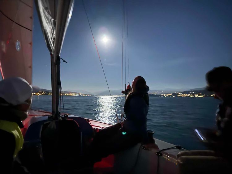 Voyage photo from Moonshiner