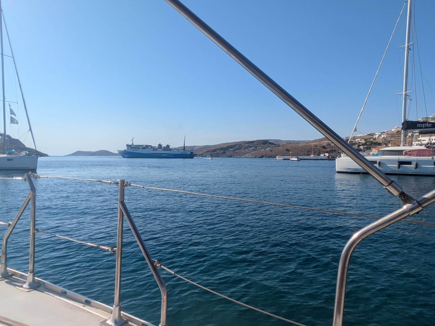 Zurück nach Kythnos Stadt_BC596E61-8306-4029-AE0E-A1BF493809A6