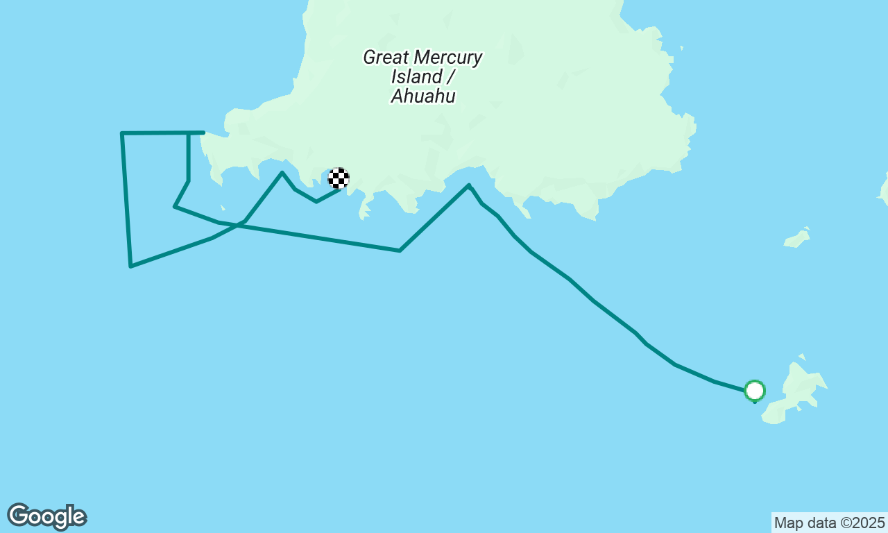 Karopuki Bay —> Peachgrove cove (lunch stop) —> Momona Bay 