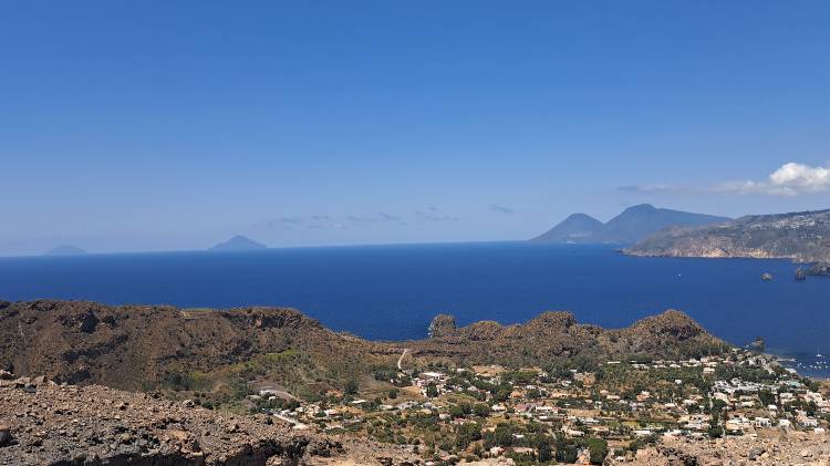 Volcano, porto Levante_3EBA69D8-5AF8-4515-81CD-96A506A0F78D