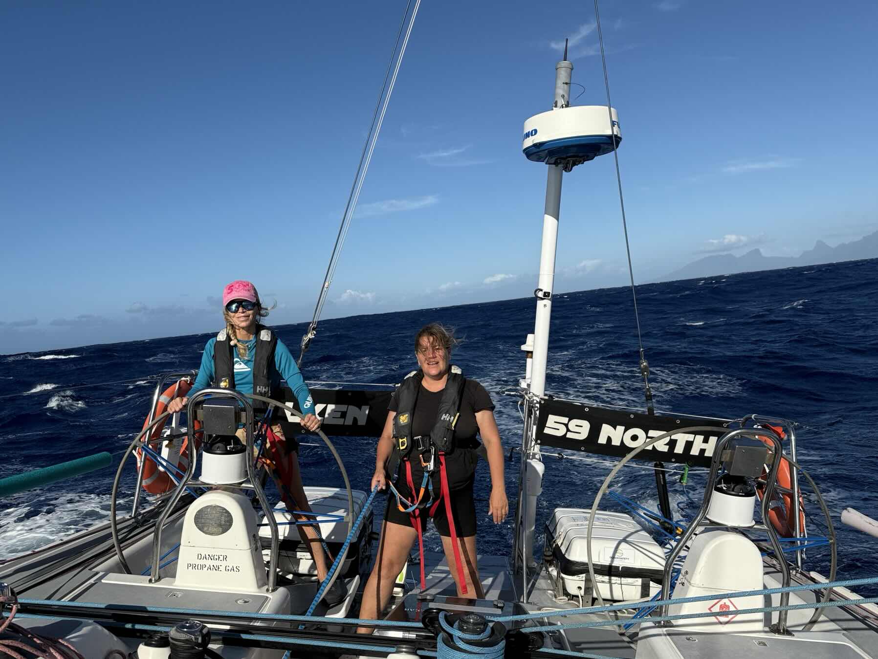 Tahiti to Bora Bora_C15F2A6C-E748-44C5-8CBF-520F7F54BEA5