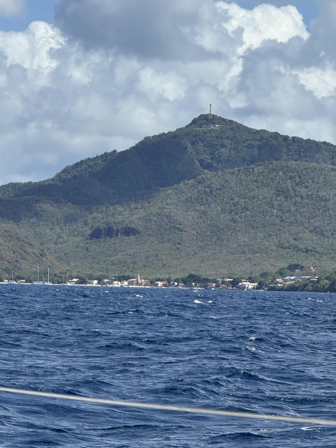 Rodney Bay direction Fort de France Baie des Flamands, Fort St-Louis_175F1412-B356-4492-A14B-2512B8CC7C56