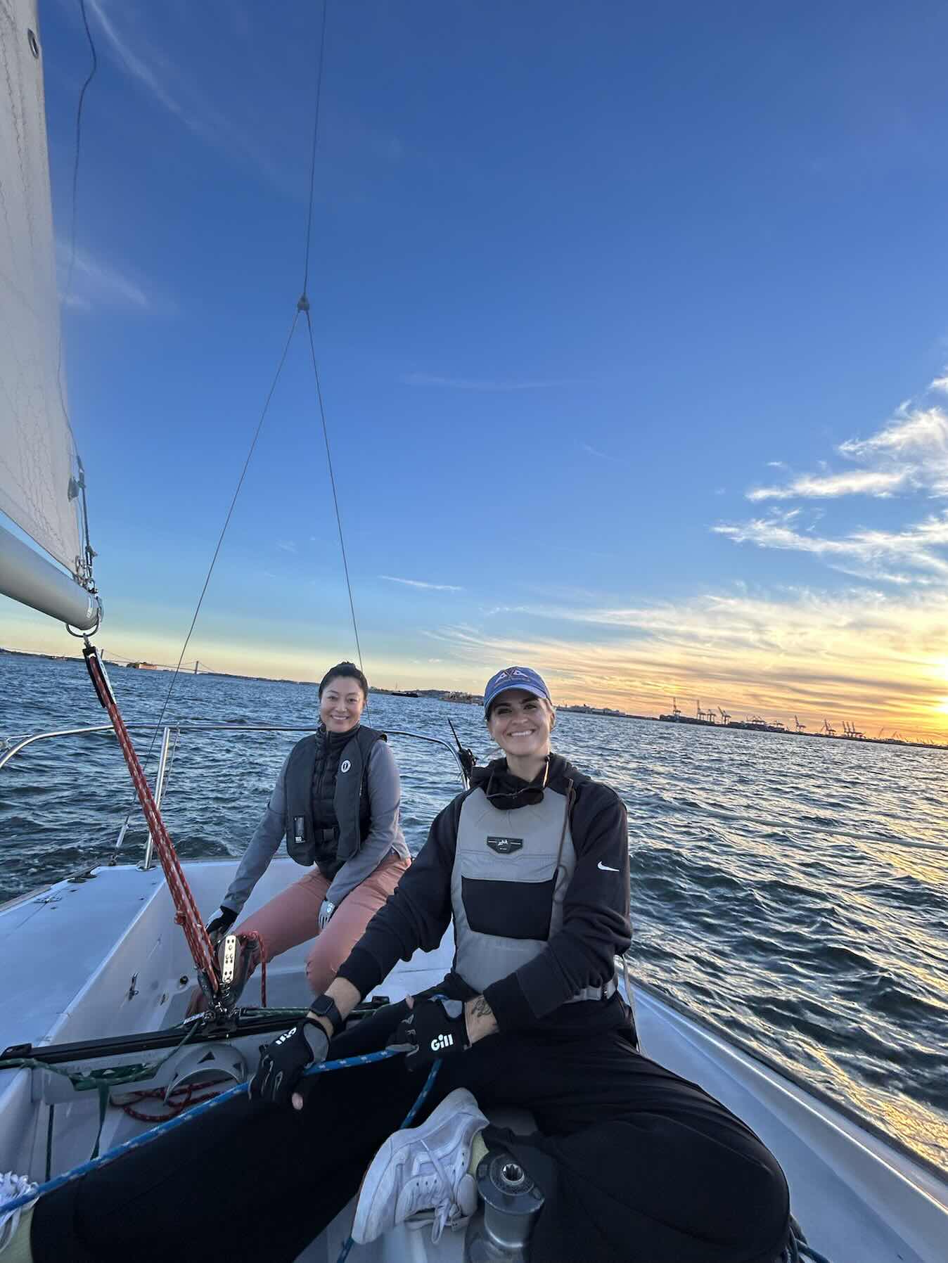 Girls sail!_DFA30E88-5209-41B0-93B9-A06E785EAFE9